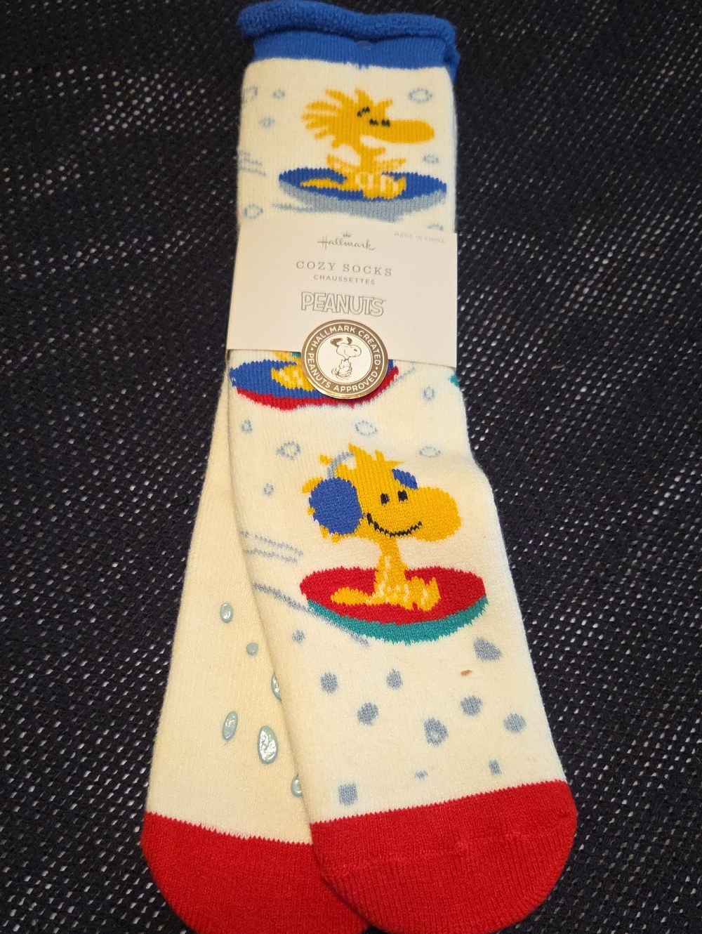 Peanuts NWT Crew Socks with Woodstock Sledding